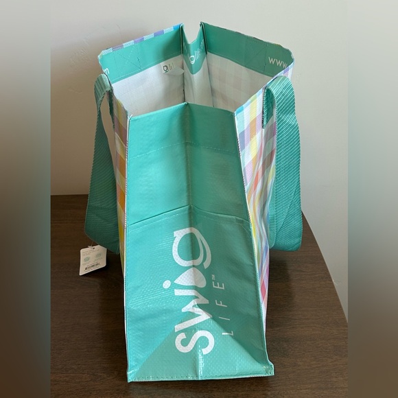 NWT SWIG LIFE 12 OZ INSULATED STAINLESS SKINNY CAN COOLER & LAMINATED TOTE BAG - Picture 11 of 12